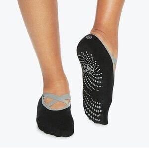 Gaiam (3) Yoga Barre Pilates Dance Socks Non Slip All Grip Crisscross Strap-OS